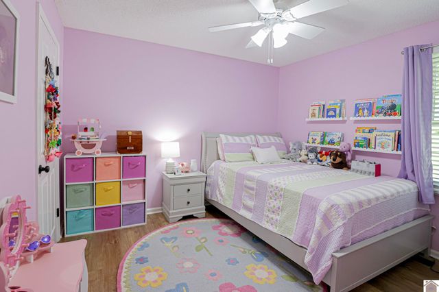 4055 Lovelaceville Road, Paducah, KY 42001