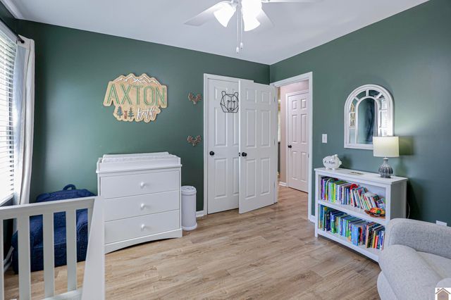4055 Lovelaceville Road, Paducah, KY 42001