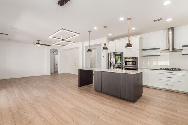 622 W San Carlos Way, Chandler, AZ 85248