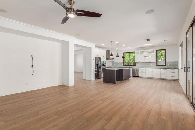 622 W San Carlos Way, Chandler, AZ 85248