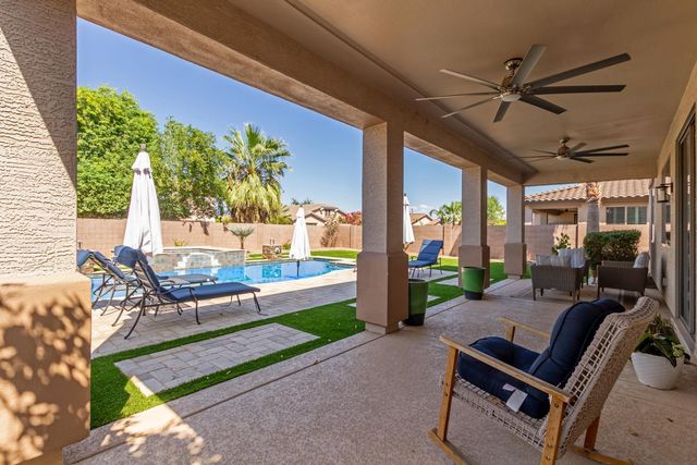 622 W San Carlos Way, Chandler, AZ 85248