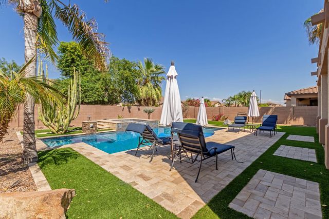 622 W San Carlos Way, Chandler, AZ 85248