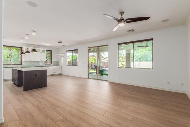 622 W San Carlos Way, Chandler, AZ 85248