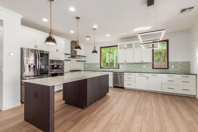 622 W San Carlos Way, Chandler, AZ 85248