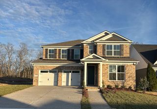 485 Carriage House Ln, Hendersonville, TN 37075