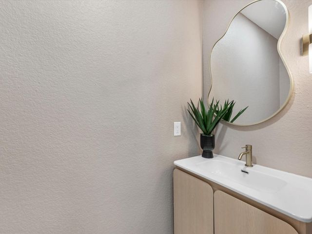 3209 Binz Street, Houston, TX 77004