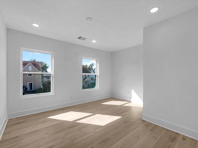 3209 Binz Street, Houston, TX 77004