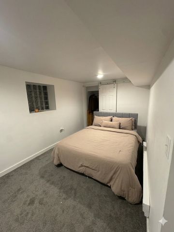 7034 S Hermitage Avenue, Chicago, IL 60636