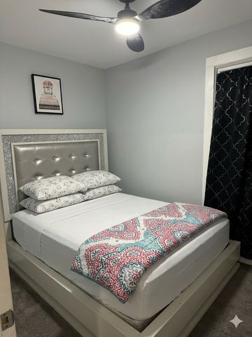 7034 S Hermitage Avenue, Chicago, IL 60636