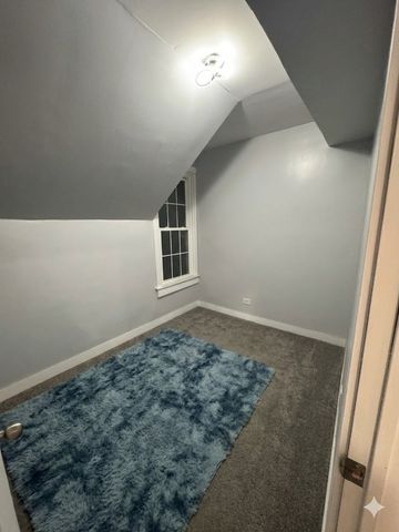 7034 S Hermitage Avenue, Chicago, IL 60636