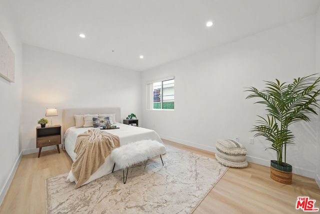 4202 Willimet Street, Los Angeles, CA 90039