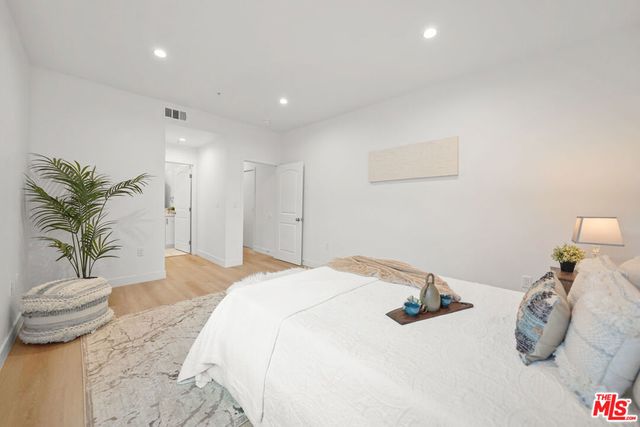 4202 Willimet Street, Los Angeles, CA 90039