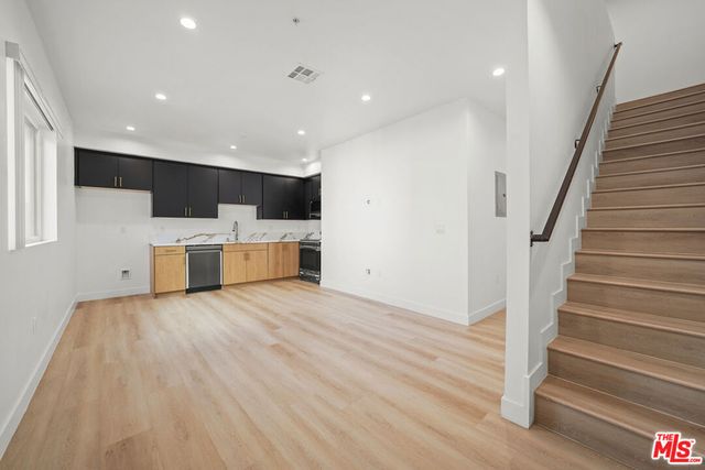 4202 Willimet Street, Los Angeles, CA 90039