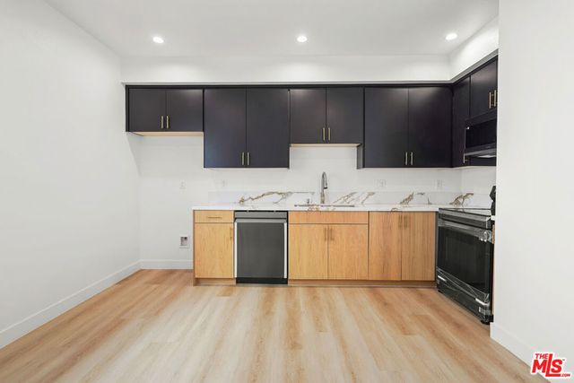 4202 Willimet Street, Los Angeles, CA 90039