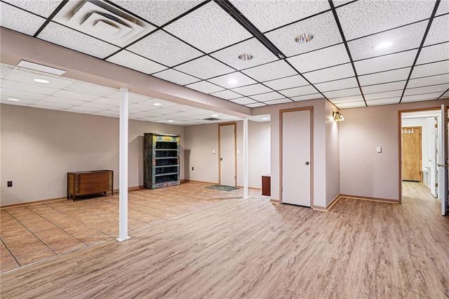 243 Sabrina Court, Woodstock, GA 30188