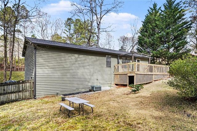 243 Sabrina Court, Woodstock, GA 30188