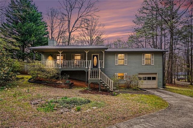 243 Sabrina Court, Woodstock, GA 30188