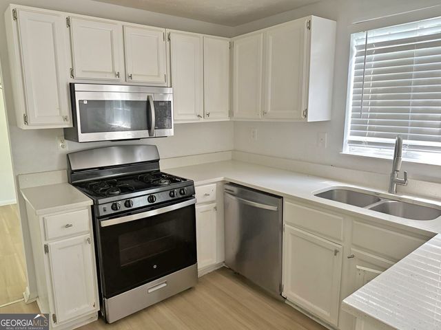 1906 Madras Court, Lithonia, GA 30058