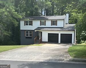 1906 Madras Court, Lithonia, GA 30058