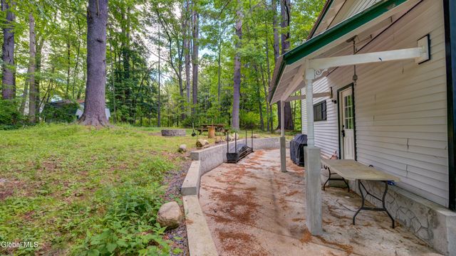107 Adirondack Terrace, Northampton, NY 12134