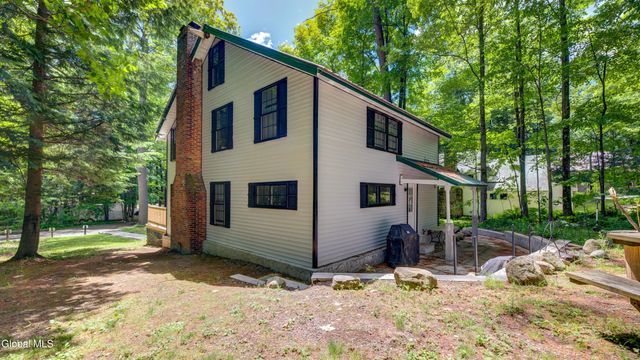 107 Adirondack Terrace, Northampton, NY 12134
