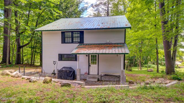 107 Adirondack Terrace, Northampton, NY 12134