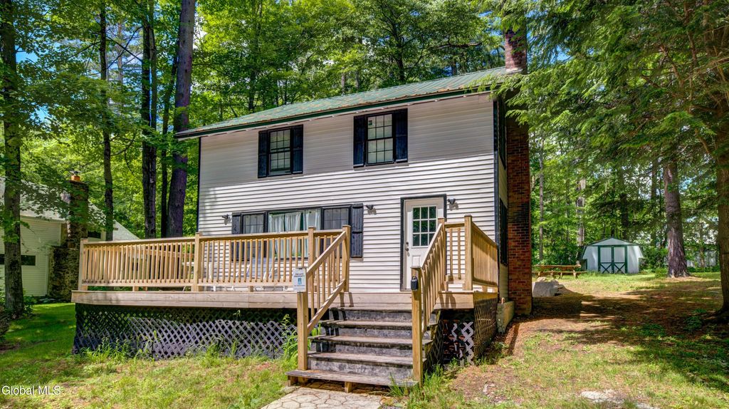 107 Adirondack Terrace, Northampton, NY 12134