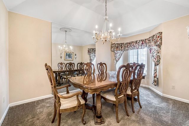 8278 N Sharon Avenue, Fresno, CA 93720