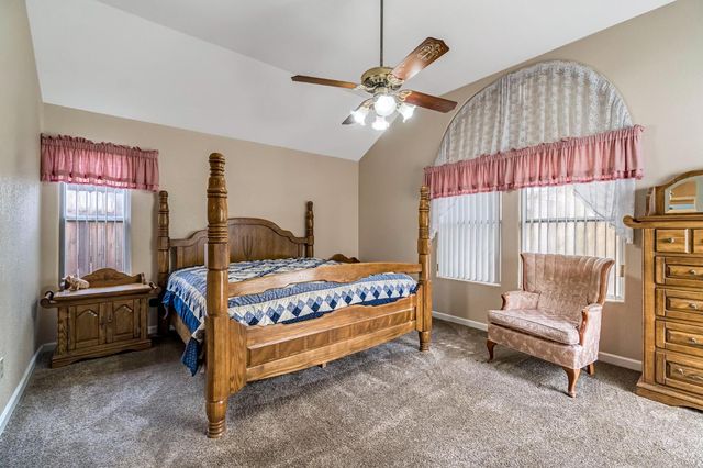 8278 N Sharon Avenue, Fresno, CA 93720