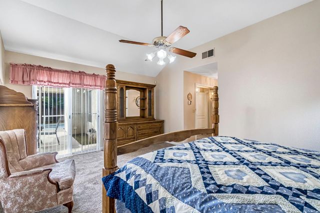 8278 N Sharon Avenue, Fresno, CA 93720