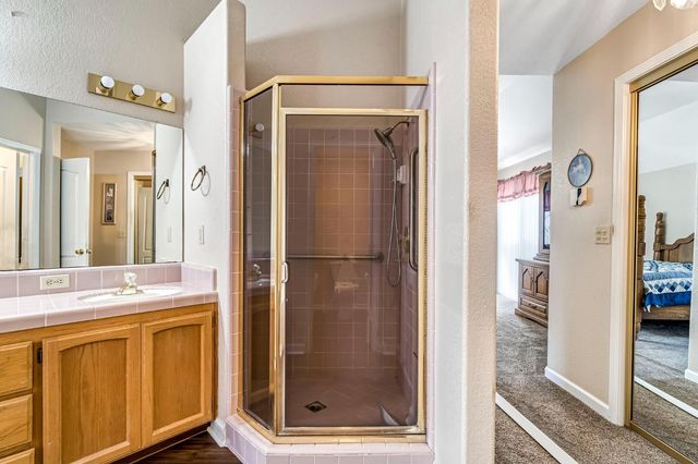 8278 N Sharon Avenue, Fresno, CA 93720