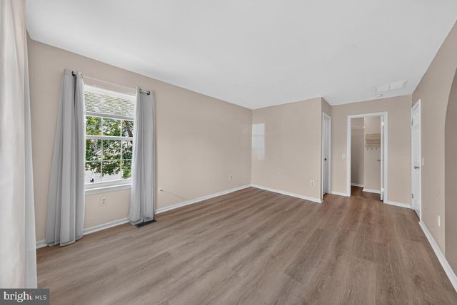 6 ASHEN SKY CT, Bear, DE 19701