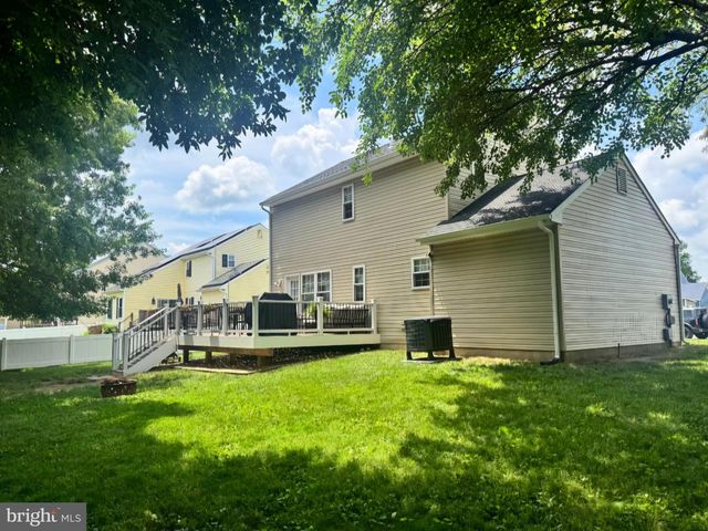 6 ASHEN SKY CT, Bear, DE 19701
