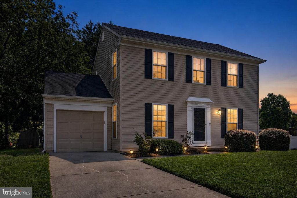 6 ASHEN SKY CT, Bear, DE 19701