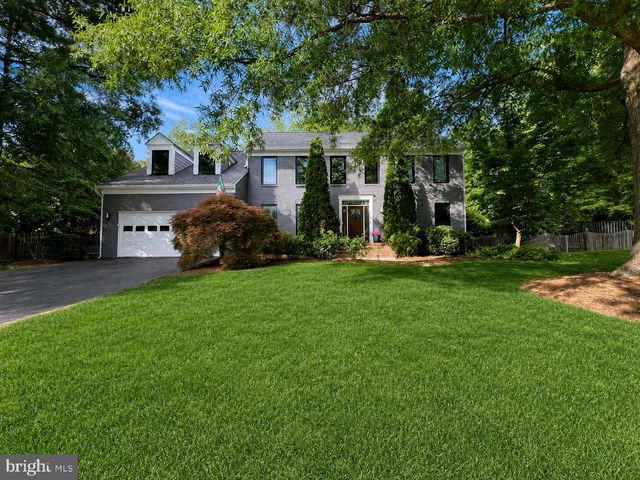 7713 MIDDAY LN, Alexandria, VA 22306
