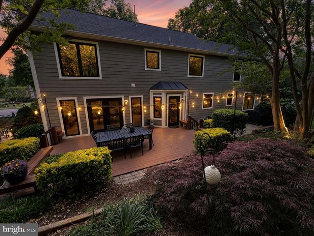 7713 MIDDAY LN, Alexandria, VA 22306