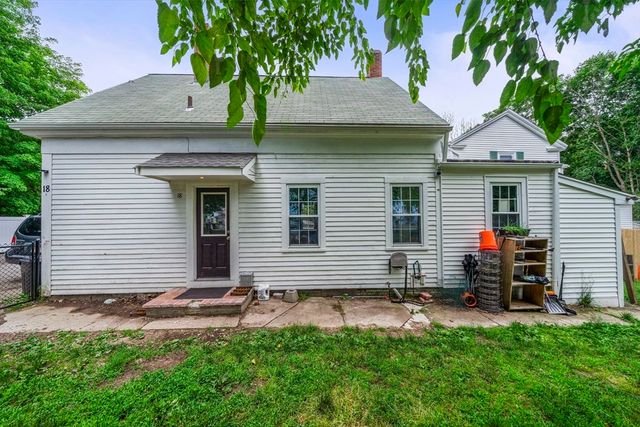 18 Bolton Pl, Bridgewater, MA 02324