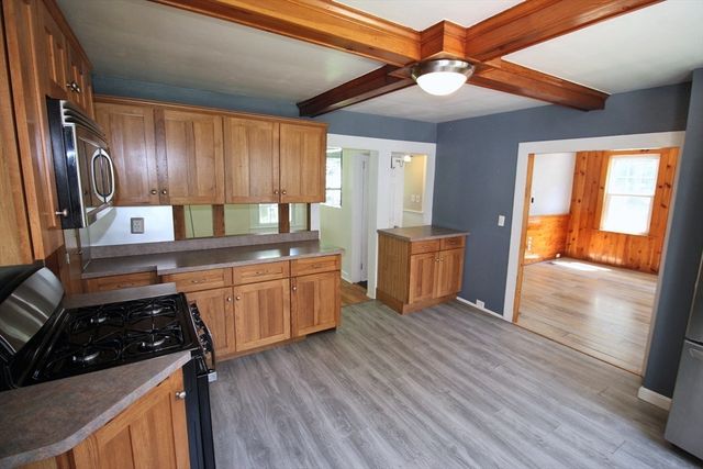 18 Bolton Pl, Bridgewater, MA 02324