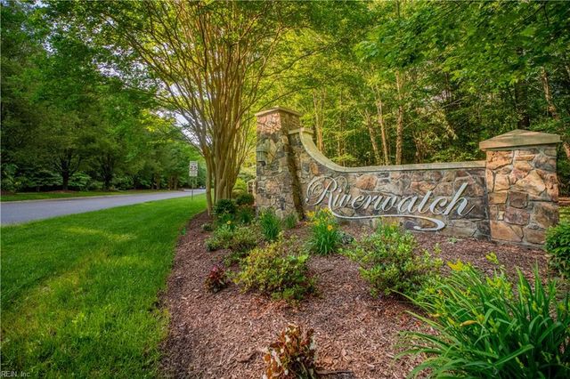 7673 Riverwatch DR, Gloucester, VA 23061