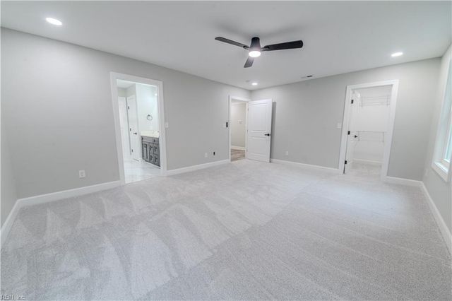 7673 Riverwatch DR, Gloucester, VA 23061