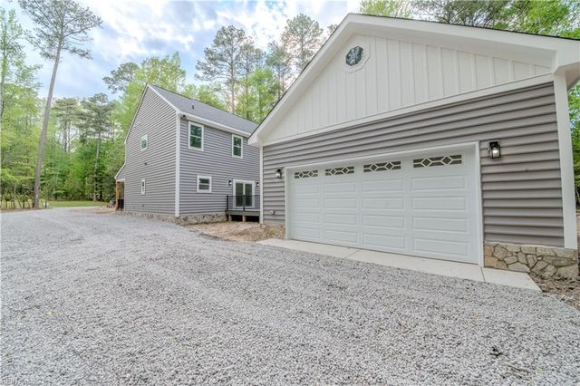 7673 Riverwatch DR, Gloucester, VA 23061