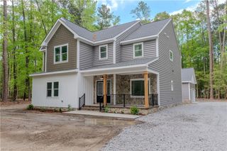 7673 Riverwatch DR, Gloucester, VA 23061