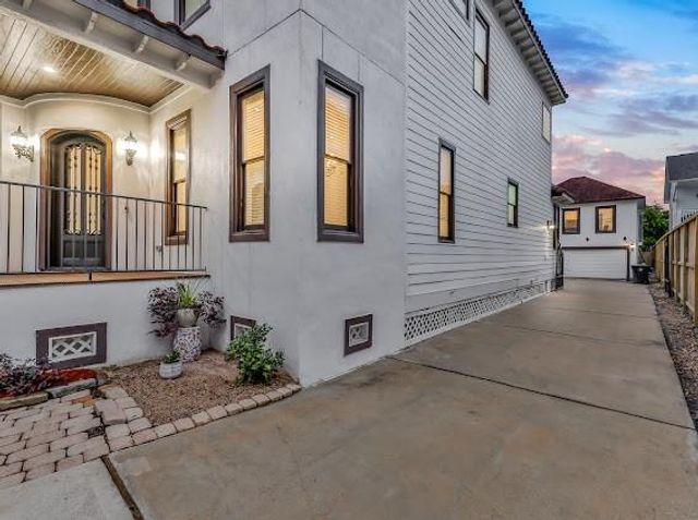 1408 W 23rd Street, Houston, TX 77008