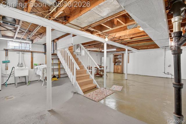 12996 Callender Street, Southgate, MI 48195