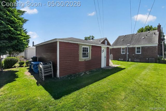 12996 Callender Street, Southgate, MI 48195
