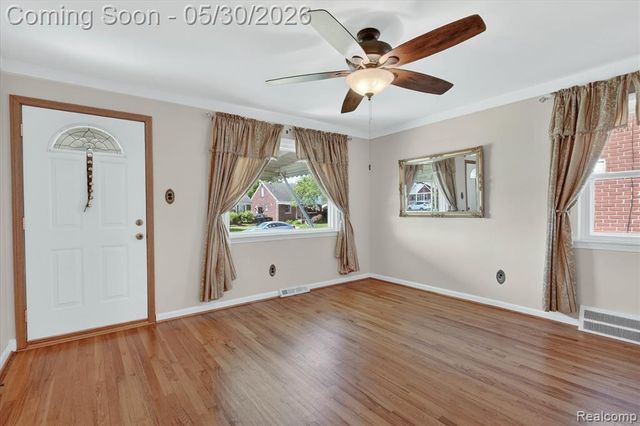 12996 Callender Street, Southgate, MI 48195