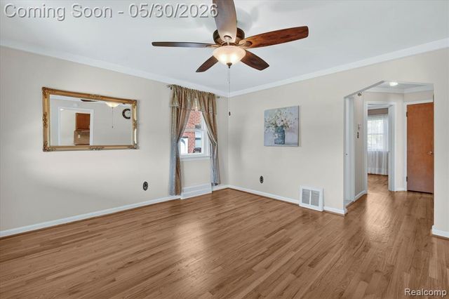 12996 Callender Street, Southgate, MI 48195