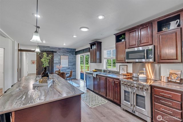 9889 Sportsman Club Road NE, Bainbridge Island, WA 98110