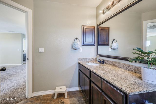 7113 LONG MEADOW Drive, El Paso, TX 79934