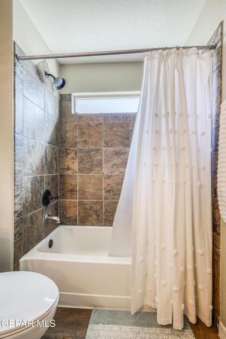 7113 LONG MEADOW Drive, El Paso, TX 79934